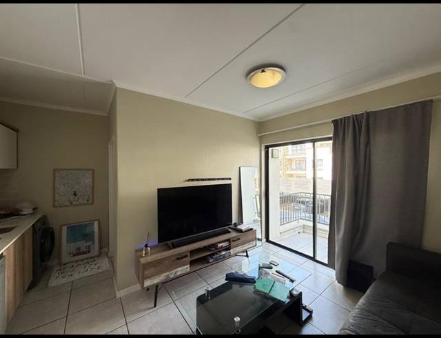 1 BEDROOM PROPERTY TO RENT IN KYALAMI AH